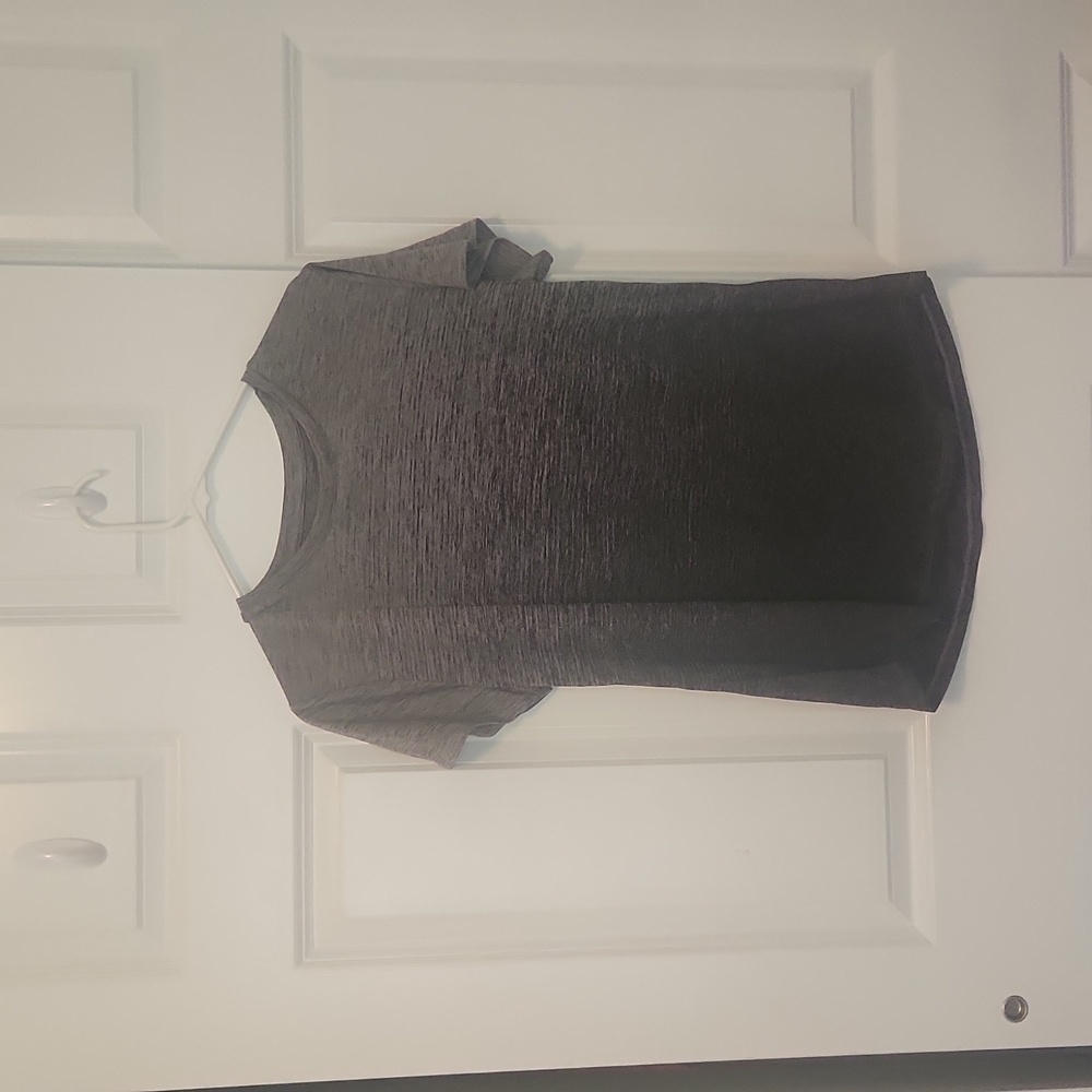 Athletic shirt